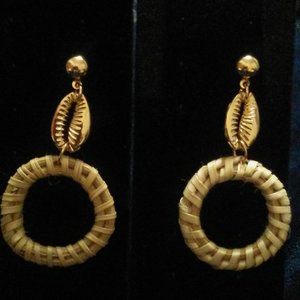 Sea Shell with Wicker Round Gold Tone Earrings